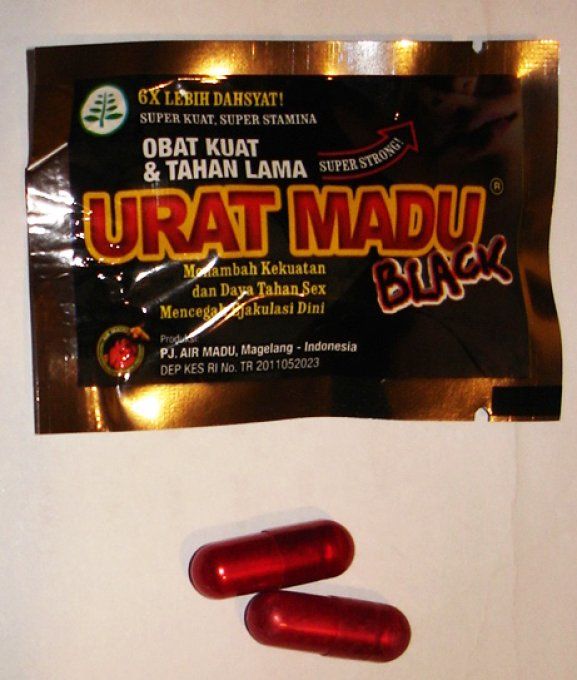 URAT MADU  BLACK : Stimulant Sexuel,  100% Vegetal,  Homme  ET FEMMES Adulte,LOT  2  CAPSULES ROUGE